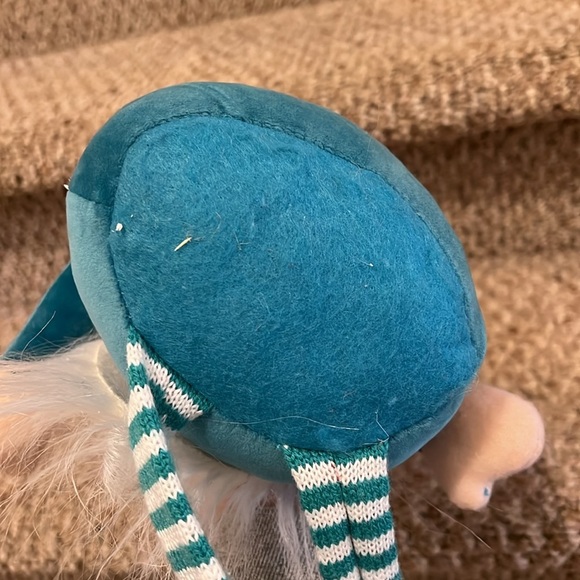 BRIGHT CHRISTMAS GNOME - Picture 9 of 9